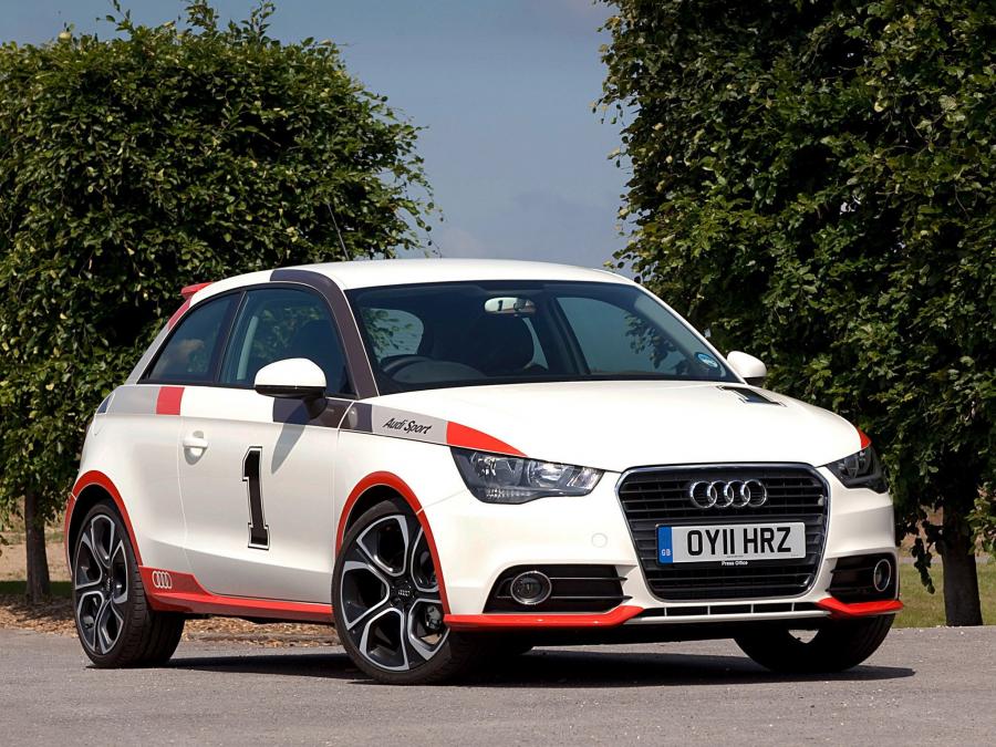  Audi A1 Competition Line (8X) 2011 года  (фото 1 из 4)